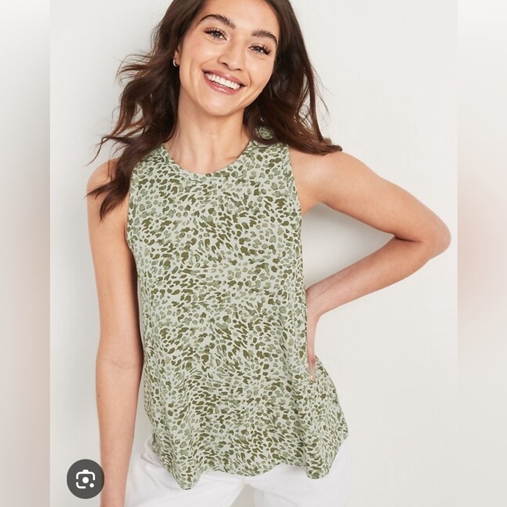 NWT Old Navy Animal Print Tank Large